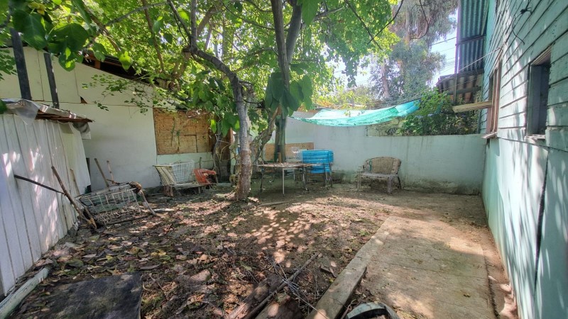 Terreno Urbano en Venta Con 3 Construcciones