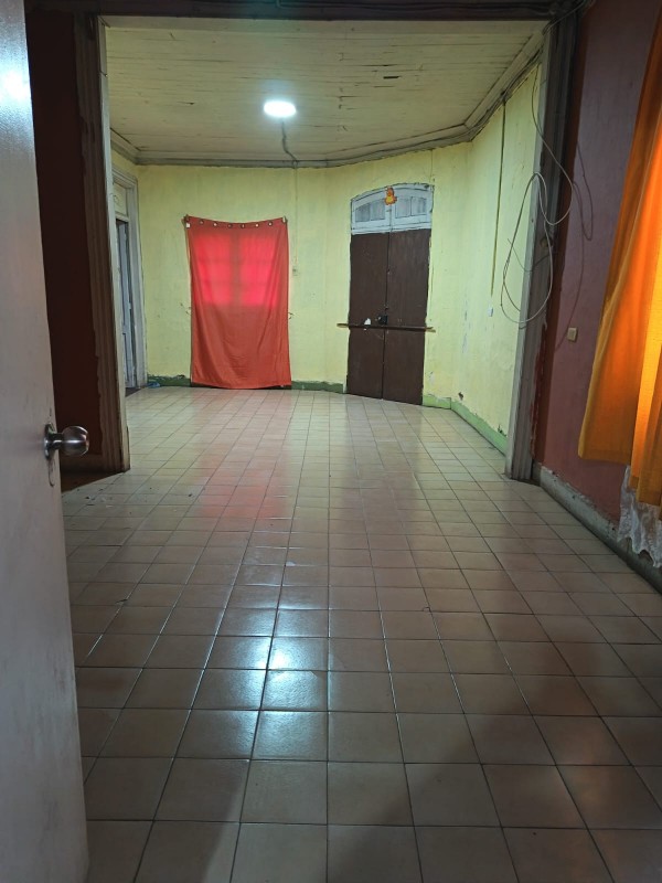 Oportunidad Propiedad en Esquina Divida en 2 Casas|5D2B|