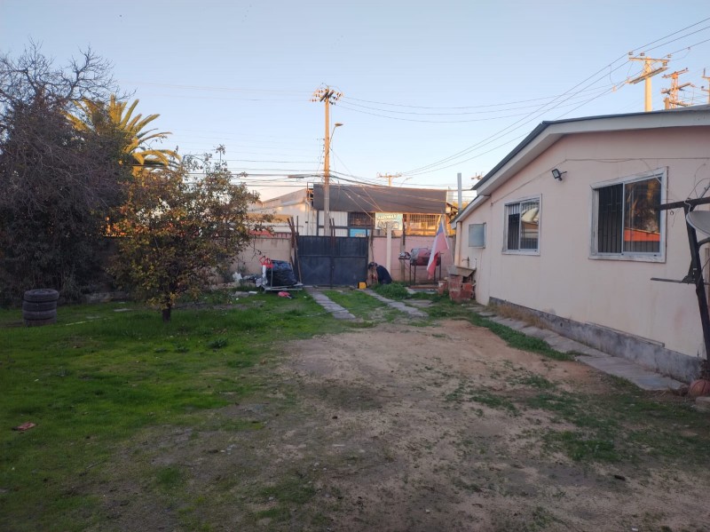 Amplia Casa 4D1B Ideal para Negocios.