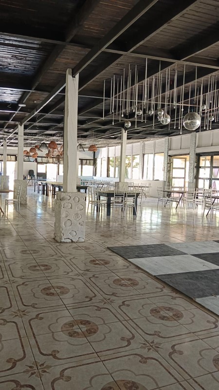 Venta de Gran Centro de Eventos Consolidado