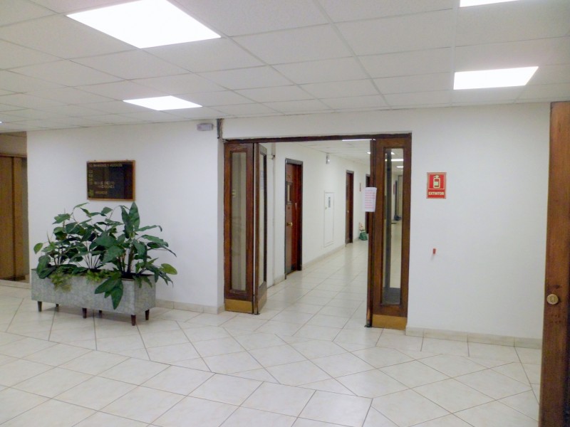 Arrienda Ofic.2Privados-1B Galeria Alessandri