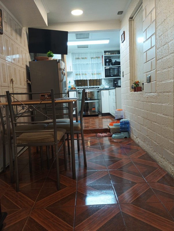 Oportunidad Casa en Villa Alemana |5D3B+E| Valor Conversable