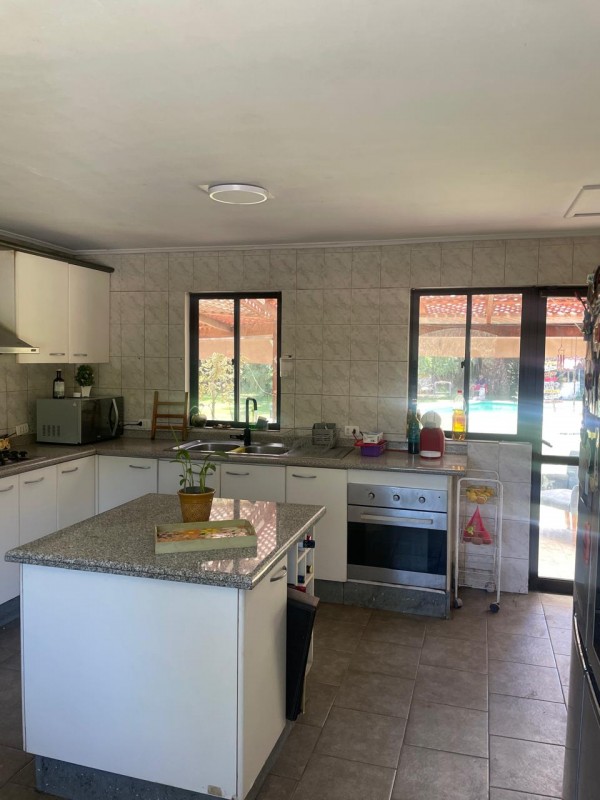 Parcela Con Casa Familiar en Condominio + Piscina + Quincho