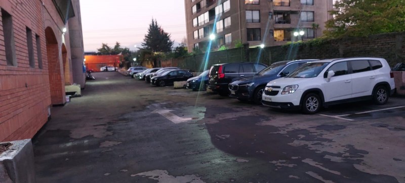 Amplio y Acogedor Dpto en las Condes |3D2B+Estacionamiento|