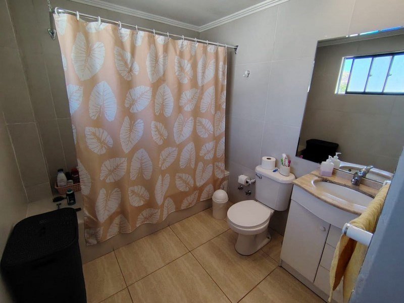 Hermosa Casa de 2 Pisos 4D4B+E+B