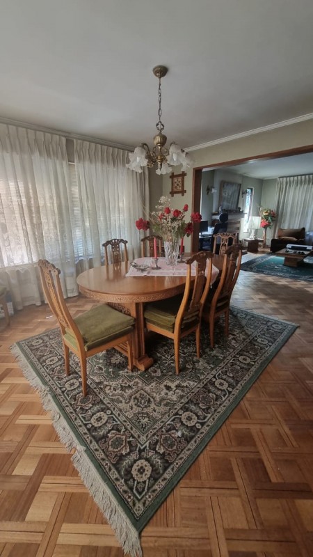 Terreno de 2450M2 Con 2 Casas!!!