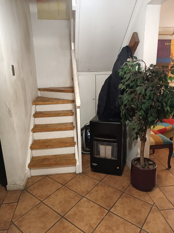 Oportunidad Amplia Casa de 3 Pisos en Maipu |5D4B