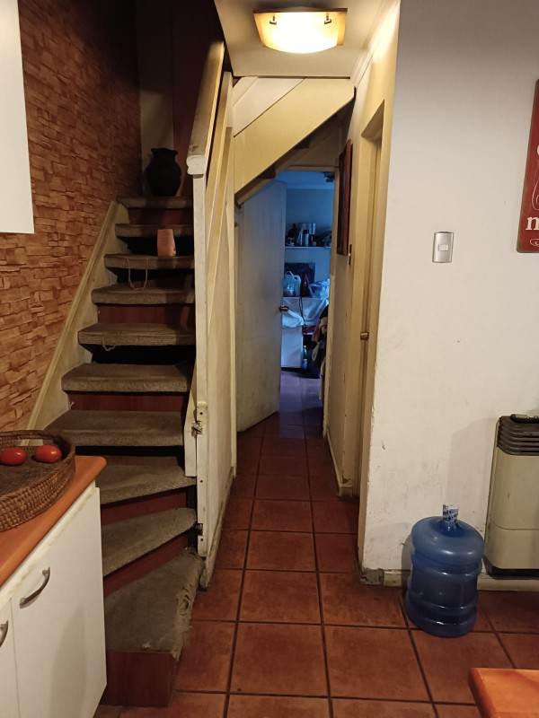 Oportunidad Amplia Casa de 3 Pisos en Maipu |5D4B