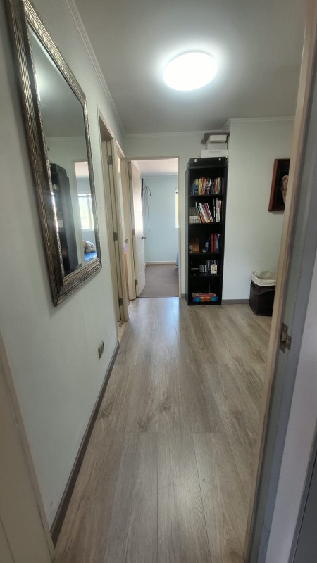 Hermosa Casa de 2 Pisos 4D3B Valor Conversable