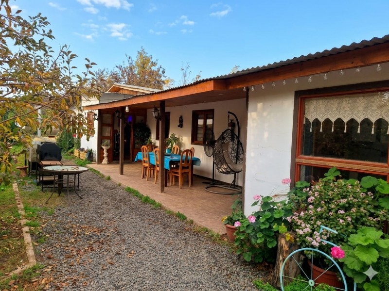 Casa Con 2 Viviendas Independientes Piscina y Terraza
