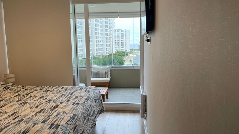 Hermoso Dpto Con Vista Parcial Al Mar. 2D2B+E+B