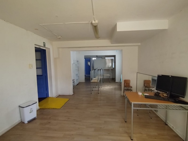 Hermosa Casa Comercial 5D3B Conchali en Venta