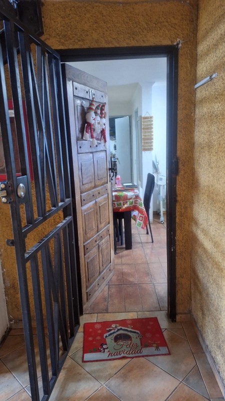 Vende Dpto 2D-1B, en 1Er Piso