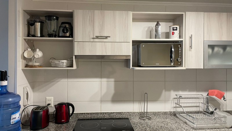 Hermoso Dpto Con Vista Parcial Al Mar. 2D2B+E+B