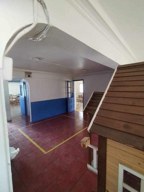 Hermosa Casa Comercial 5D3B Conchali en Venta