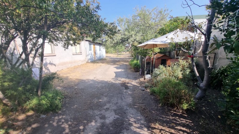 Terreno de 2450M2 Con 2 Casas!!!