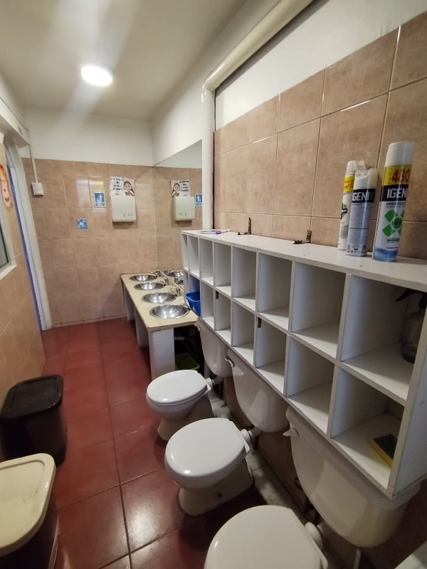 Hermosa Casa Comercial 5D3B Conchali en Venta