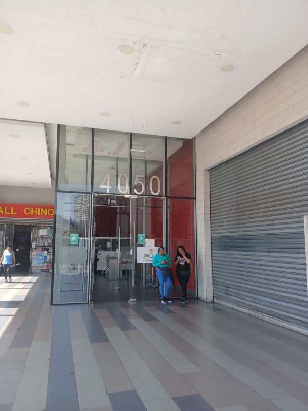 Vende Ofic 1 Privado-1Baño Metro Padre Hurtado