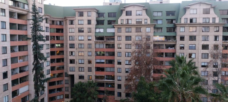 Amplio y Acogedor Dpto en las Condes |3D2B+Estacionamiento|