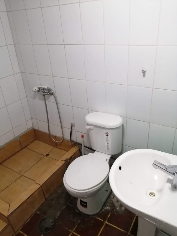Oportunidad Propiedad en Esquina Divida en 2 Casas|5D2B|