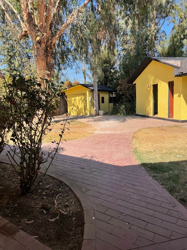 Parcela Con Casa Estilo Colonial 5D4B+E !!!