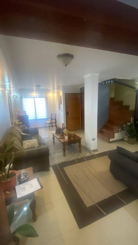 Amplia Casa 4D1B en Talcahuano