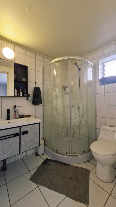 Oportunidad Casa de 3 Pisos Semi Amoblada