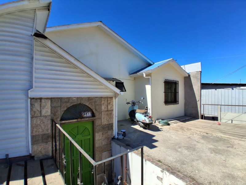 Arriendo Bella Casa Amoblada Con Vista Al Mar 2D1B+E