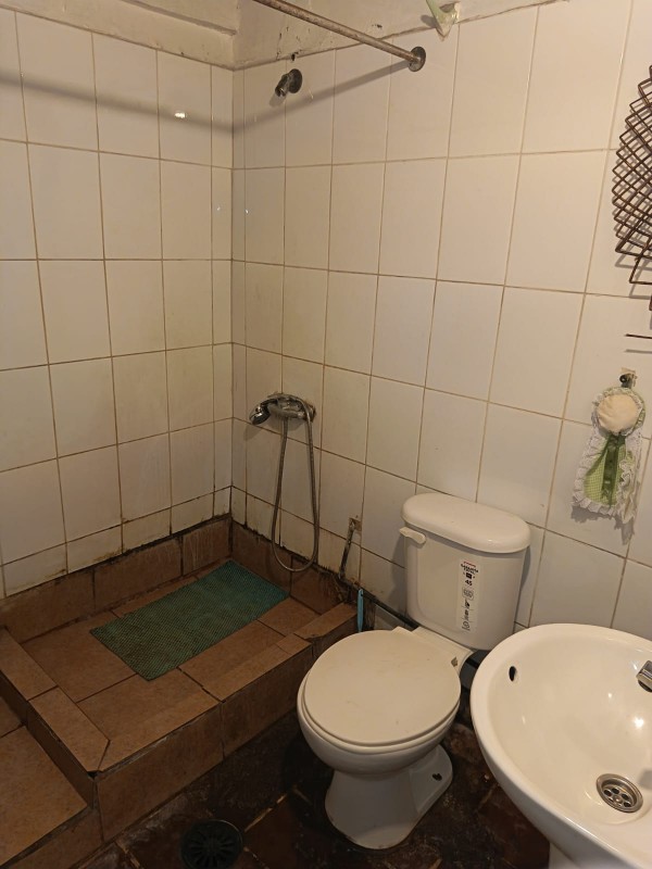 Oportunidad Propiedad en Esquina Divida en 2 Casas|5D2B|