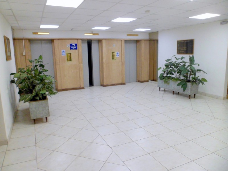 Arrienda Ofic.2Privados-1B Galeria Alessandri