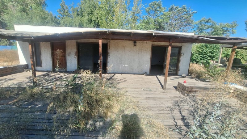 Hermosa Parcela de 5000M2 + Casa 1D1B+E !!! en Lampa