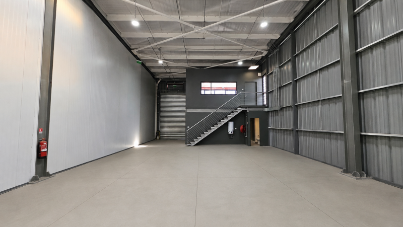 Arriendo Bodega Nueva en Renca, Vespucio Norte – 287,84 M²