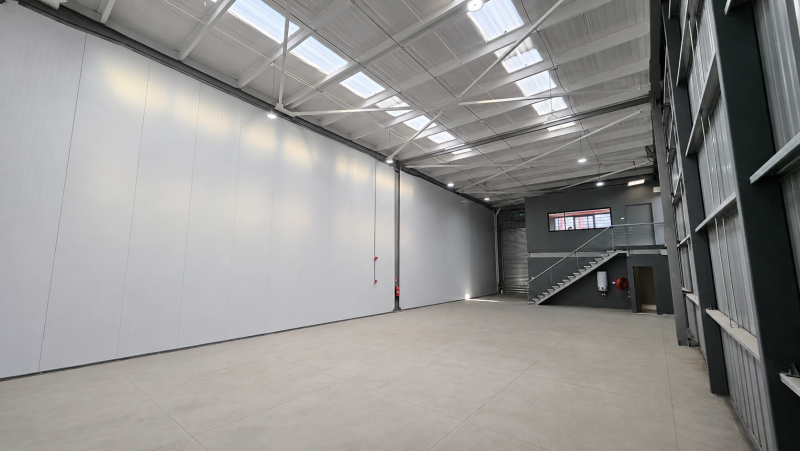 Arriendo Bodega Nueva en Renca, Vespucio Norte – 287,84 M²