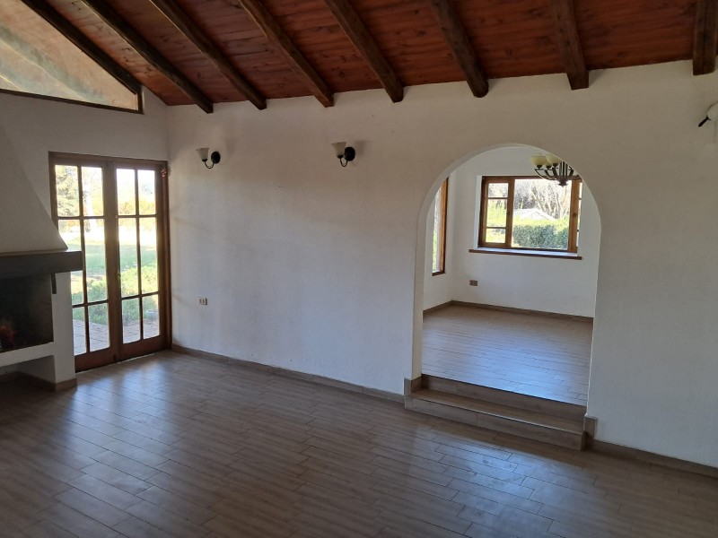 Vendo Hermosa Casa en Condominio Cerrado, Carampangue