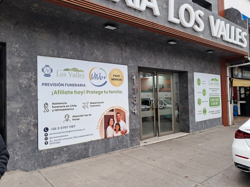 Excelente Local Comercial Funcionando en Vivaceta