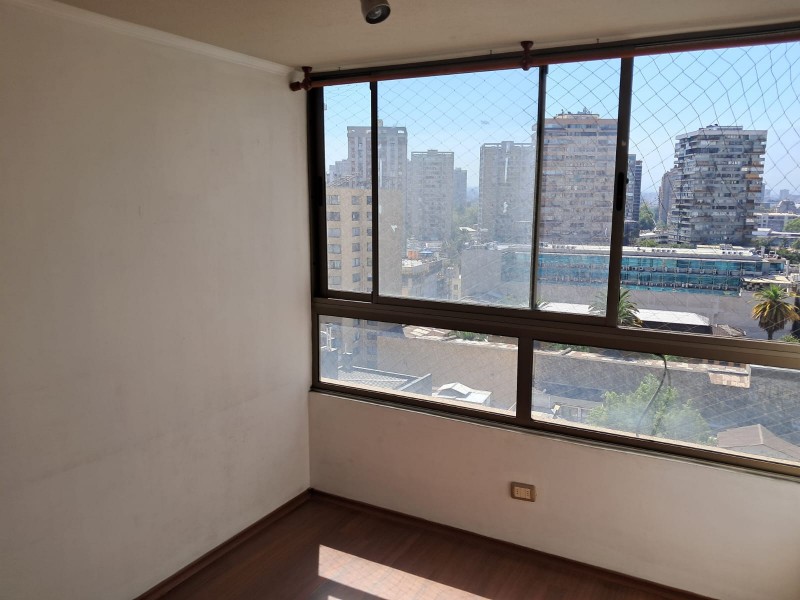 Arrendamos Departamento Frente A Hospital U. Católica