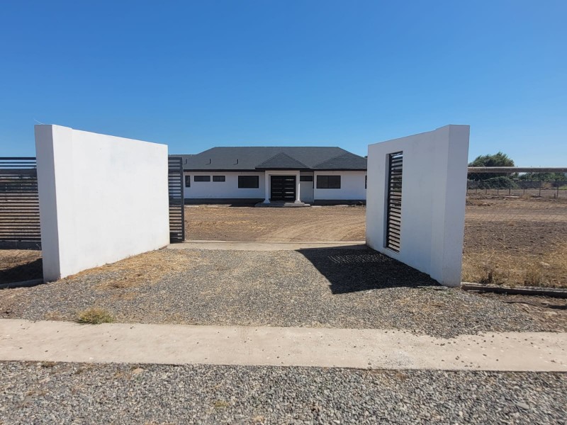 Oportunidad Linda Casa Nueva en Condominio Consolidado