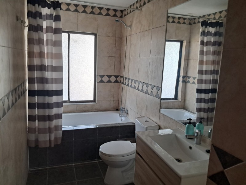 Hermosa Parcela Con Amplia Casa Con Piscina en Condominio
