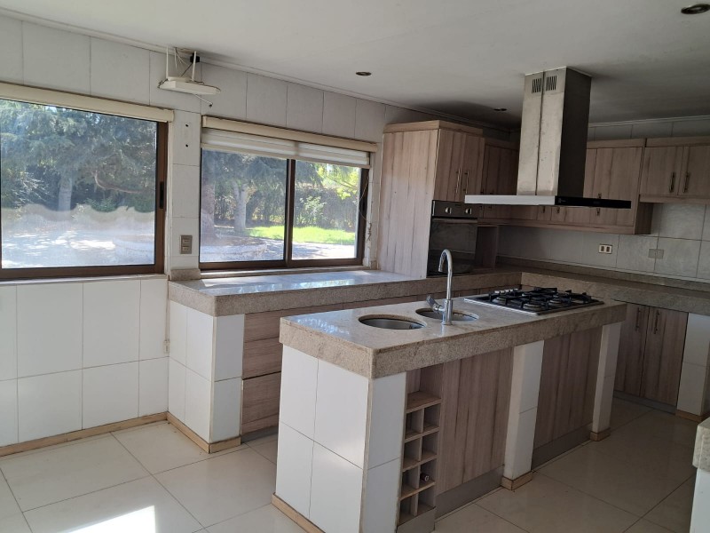 Vendo Hermosa Casa en Condominio Cerrado, Carampangue