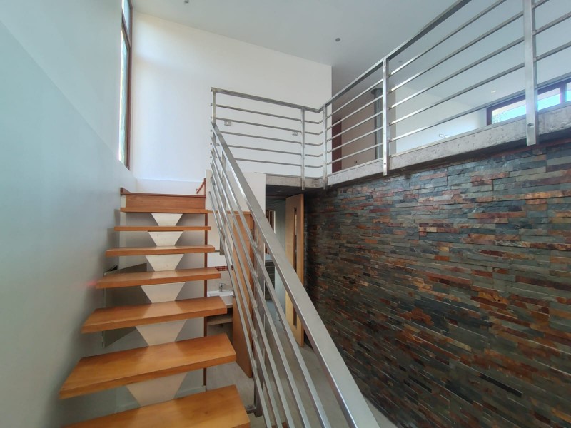 Preciosa Casa Mediterránea en Exclusivo Condominio Lonquén