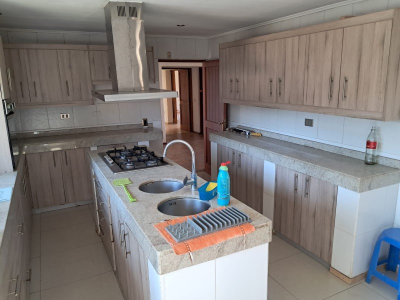 Vendo Hermosa Casa en Condominio Cerrado, Carampangue