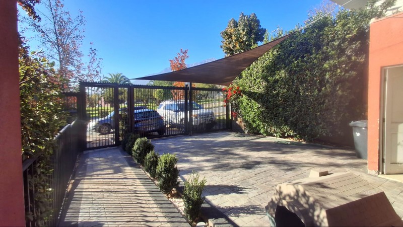 Hermosa y Amplia Casa en Zona Residencial. Alto Macul