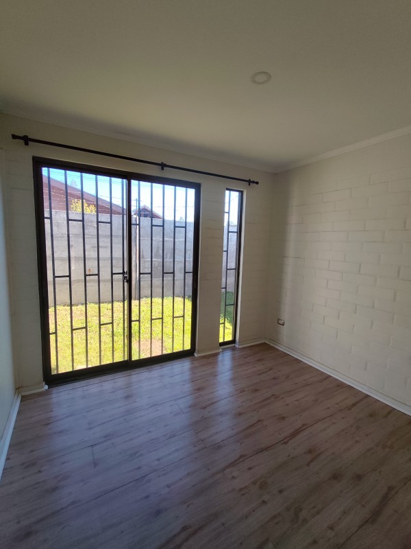 Se Arrienda Casa en Villa Viñedos