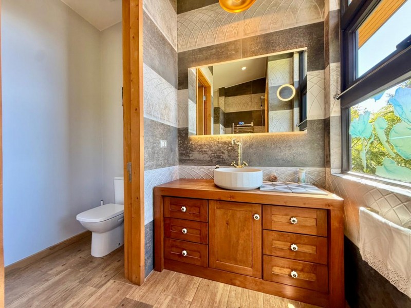 Magnífica Casa en Reserva Nativa Pedregoso de Villarrica