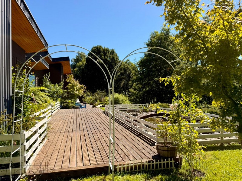 Magnífica Casa en Reserva Nativa Pedregoso de Villarrica