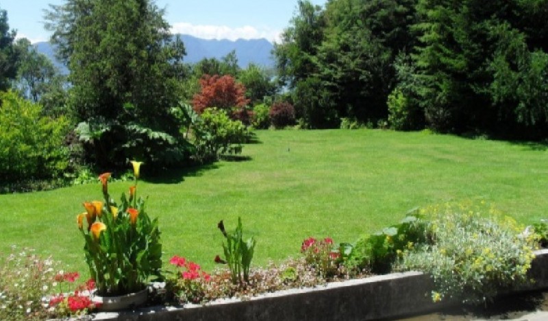Propiedad 50 Mts Orilla Lago Villarrica, 4 Casas y 12.700 M2