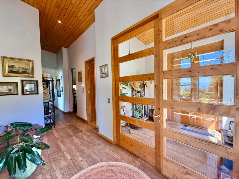 Magnífica Casa en Reserva Nativa Pedregoso de Villarrica