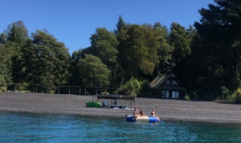 Propiedad 50 Mts Orilla Lago Villarrica, 4 Casas y 12.700 M2