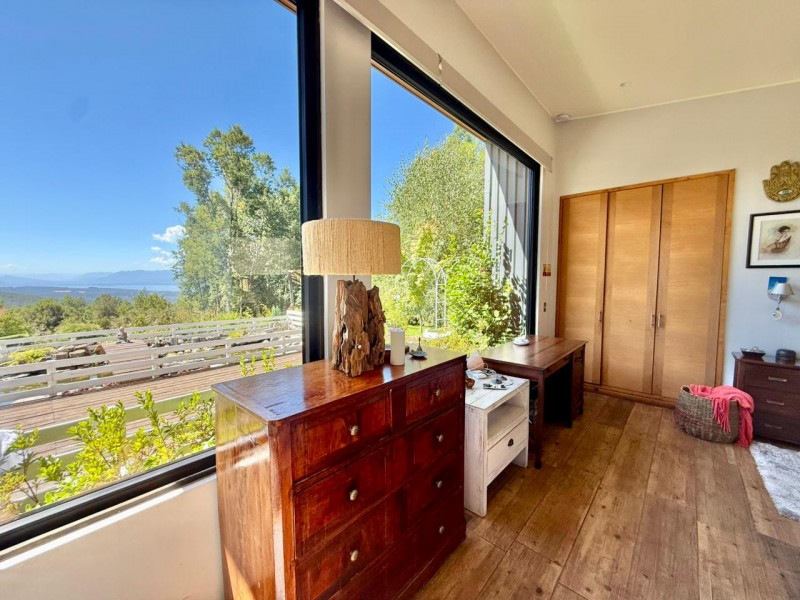 Magnífica Casa en Reserva Nativa Pedregoso de Villarrica