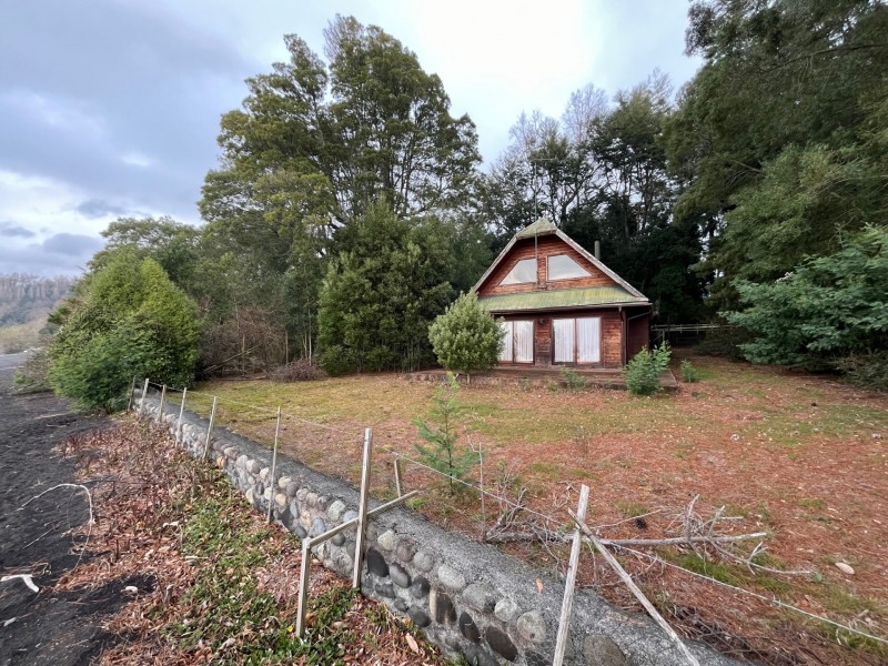 Propiedad 50 Mts Orilla Lago Villarrica, 4 Casas y 12.700 M2